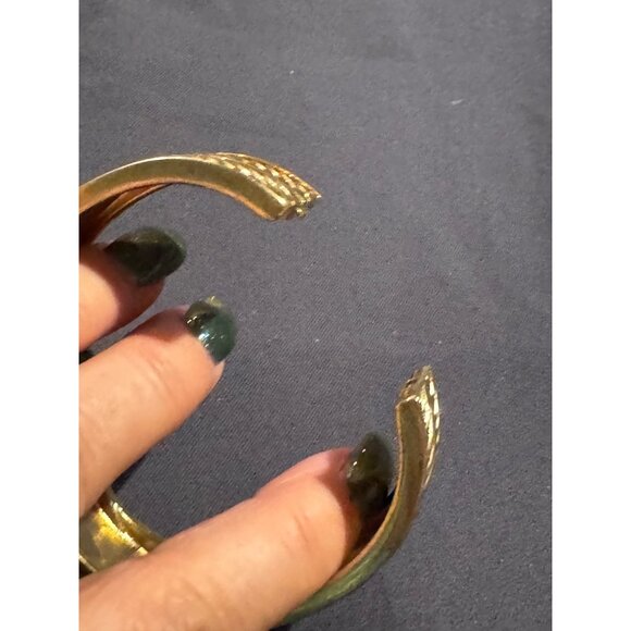 Bundle of 2 Gold Tone Bangles Costume Style - Picture 8 of 10